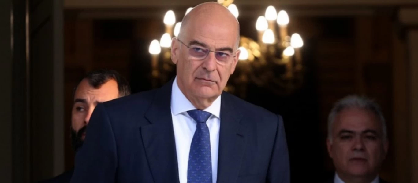 Προσπαθεί να «μαζέψει» τα «αμάζευτα» ο Ν.Δένδιας: «Εγώ μιλούσα για λίγες δεκάδες μέτρα της κοίτης του ποταμού»